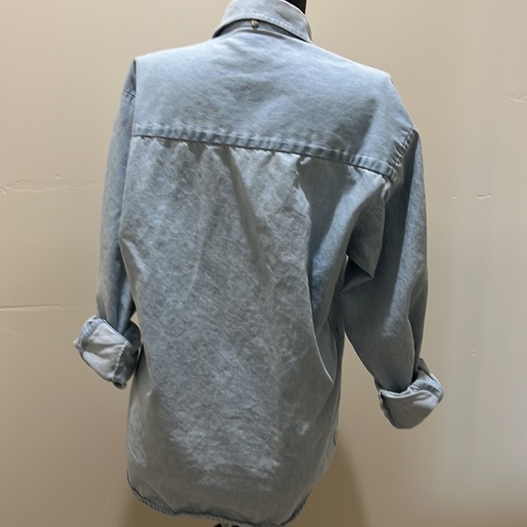 LA Loving light blue floral embroidered button down shirt size small - Picture 4 of 5